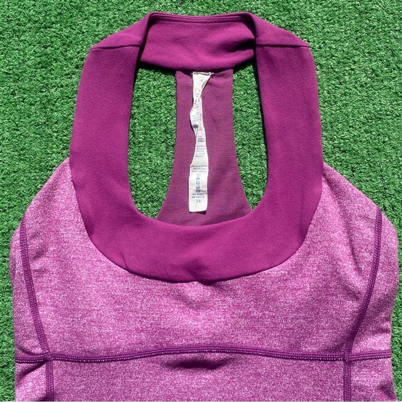 Lululemon Athletica Magenta Racerback Tank Top w/ Inner Bra Women’s Sz 4 - Picture 2 of 6